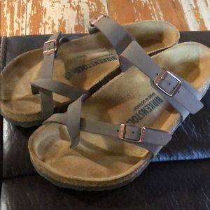 Birkenstock Mayari sandal size 39